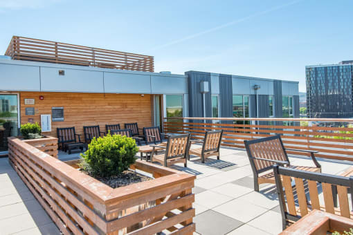 Central Eastside | Rooftop Lounge