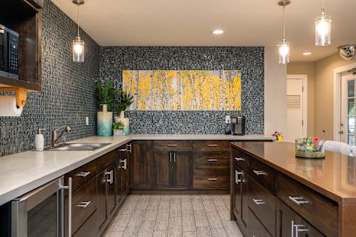 Haven Lake Oswego | Clubhouse