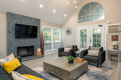 Haven Lake Oswego | Clubhouse