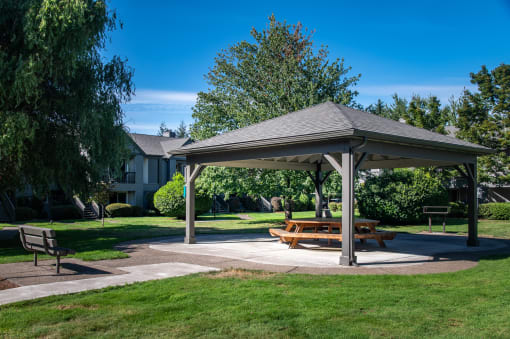 Boulders on the River | Gazebo