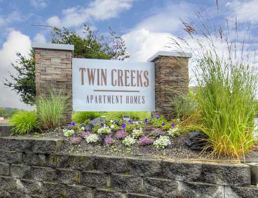 Twin Creeks | Monument Sign