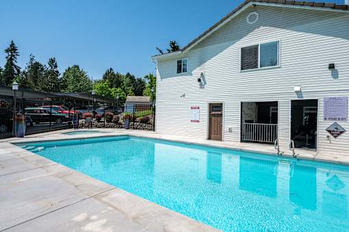 Twin Creeks | Pool