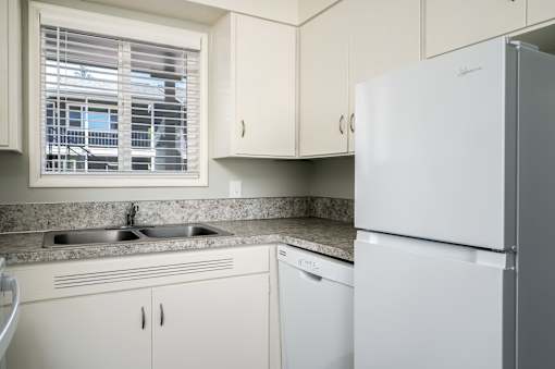 The Avery | Kitchen