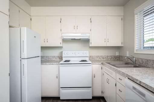 The Avery | Kitchen