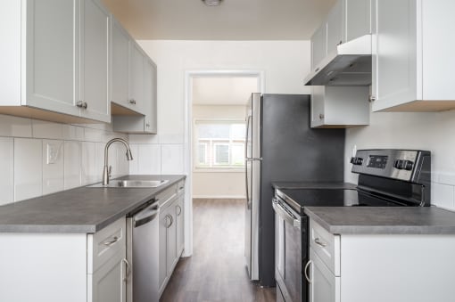 Clinton Court | Kitchen