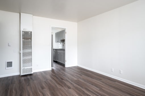 Clinton Court| Interior