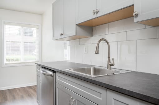 Clinton Court| Kitchen