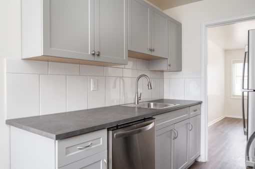 Clinton Court| Kitchen