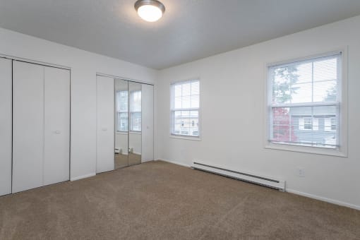 Division 890 | Large Bedroom with Ample Closet and Storage