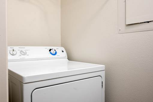 Haven Lake Oswego | Washer & Dryer