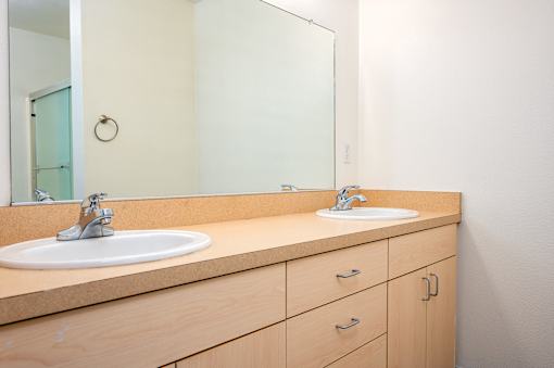 Montavilla | Bathroom