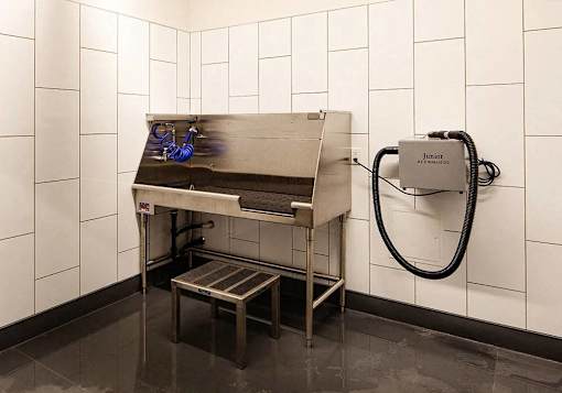 Dog wash room