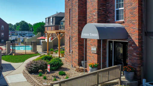 two pools gladstone missouri apartment rental