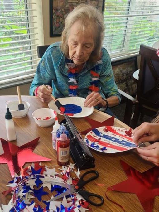 Senior Engaged In Painting at Savannah Court of Brandon, Brandon, Florida