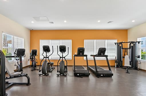 luxury rental community in hobe sound florida fl martin county florida tradewinds at hobe sound one and two bedroom apartments and three bedroom townhomes near the hobe sound beach jupiter beach