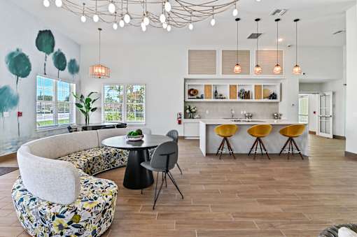 luxury rental community in hobe sound florida fl martin county florida tradewinds at hobe sound one and two bedroom apartments and three bedroom townhomes near the hobe sound beach jupiter beach