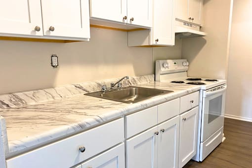 best apartments for rental at farmingdale gardens in farmingdale, nj apartment complex in monmouth county, nj