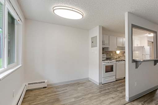 Dining Space at Carriage Hill, Thornton, Colorado