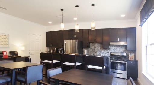 Carriage Pointe at Aquia Kitchen Area 1