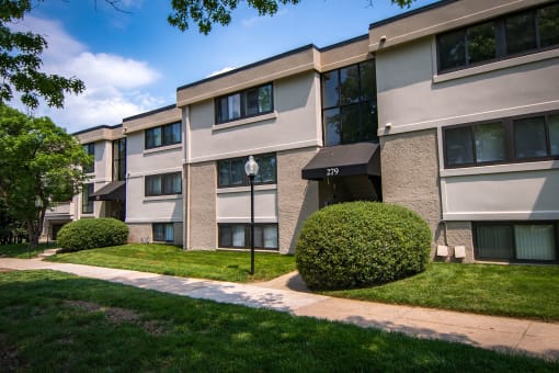 Ashley Apartments entry way 2