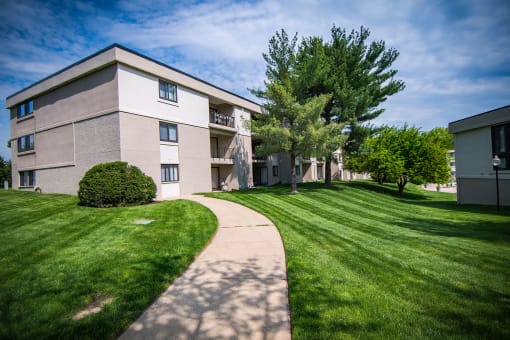 Ashley Apartments Manicured Grounds Photo
