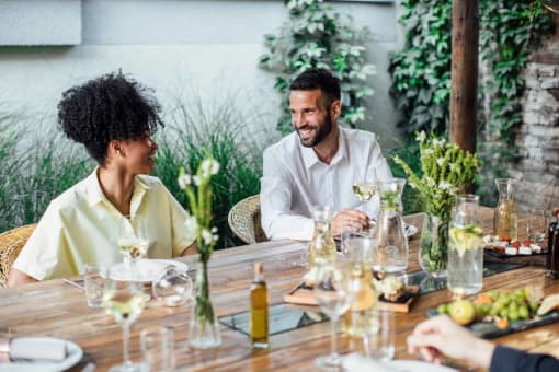 Bristol Village Apartments Dining