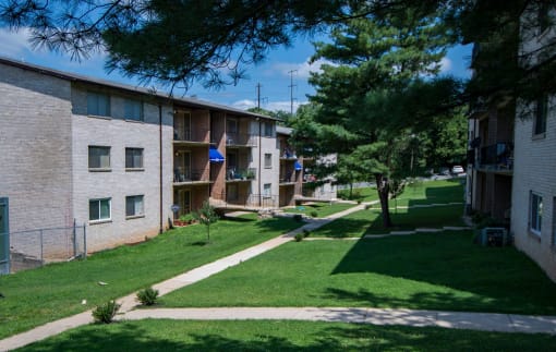 Del Vista Apartments Building Exterior 13