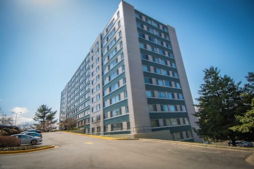 8600 Apartments Building Side 01