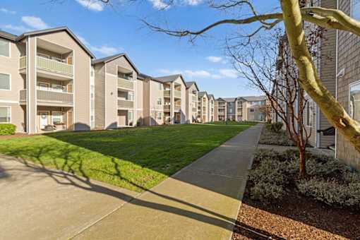 Safe Outdoor Walking Paths at Tustin Apartment Homes, Yelm, 98597