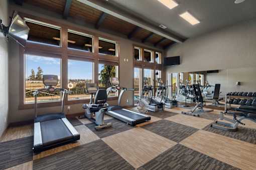 Fitness Center With Modern Equipment at Tustin Apartment Homes, Yelm, WA, Washington