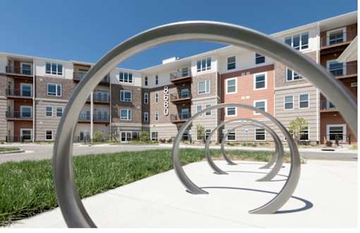 Exterior Building at Woodstone at Metro North Crossing Apartments, Kansas City, Missouri