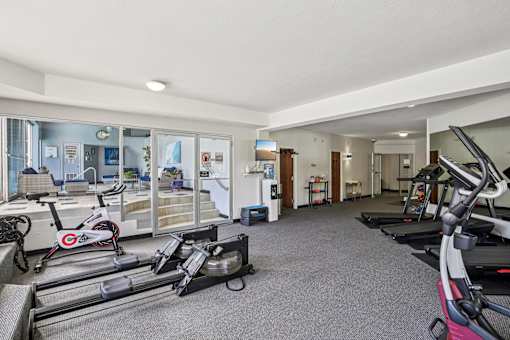Spacious Gym at Vista Condominiums, Kansas