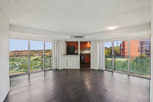 Living Area with Oversized Windows at Vista Condominiums, Kansas