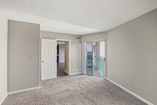 Empty Room at Vista Condominiums, Kansas City, KS, 66103