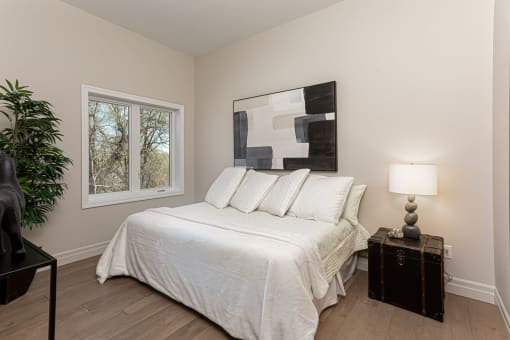 847 Development - Creekside Suites Model Suite