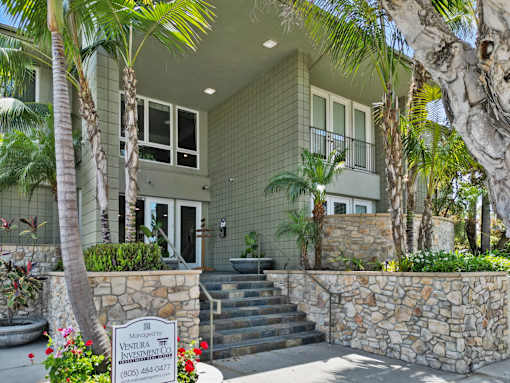 Entrance to Tahitian