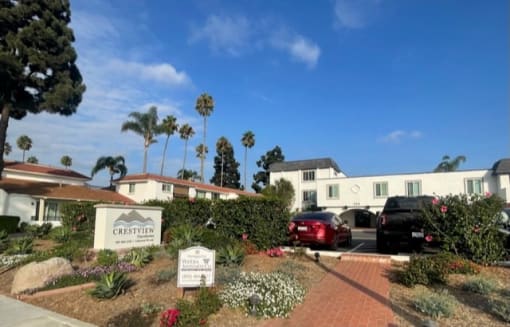 Front View of Crestview Townhomes