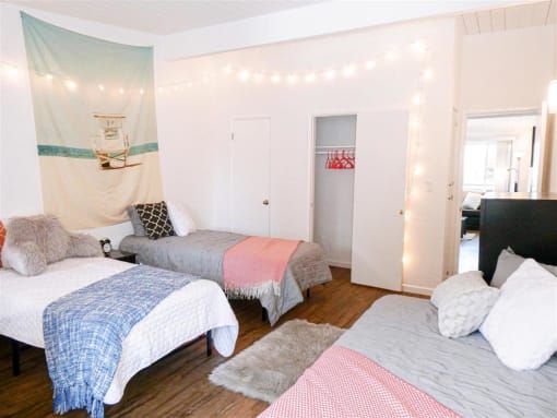 Bedroom at The Wave