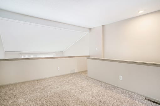 Nova Highland Interior