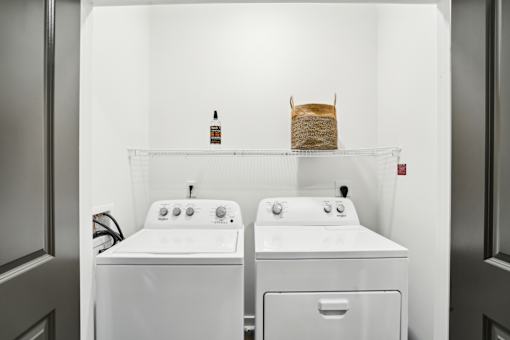Washer Dryer at The Pullman Luxury Apartments, Georgia