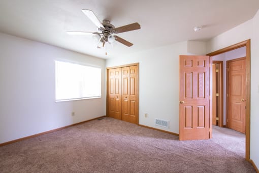 Carpeted Bedroom at Holiday Park Apartments, Pittsburgh