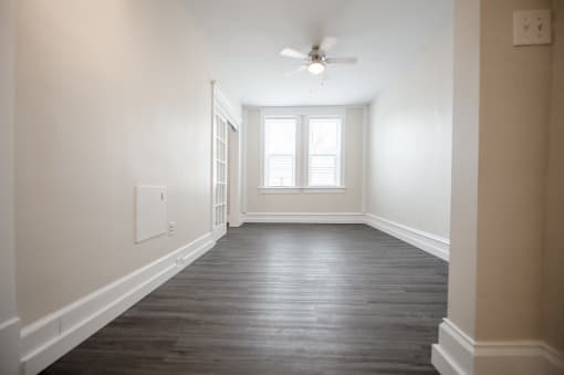 349 Daly Apartment