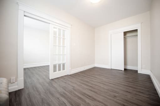 349 Daly Apartment
