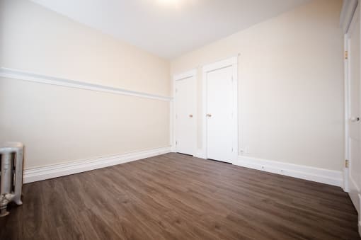 349 Daly Apartment