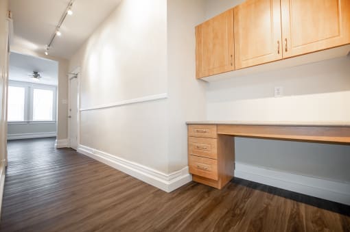 349 Daly Apartment