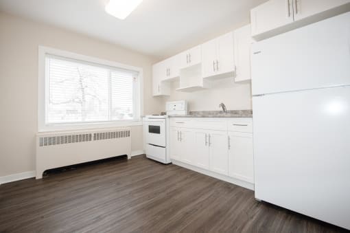 1780 Portage Apartment
