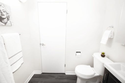 1780 Portage Apartment