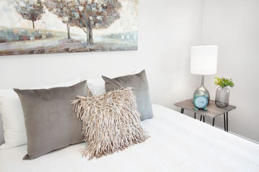 1780 Portage Apartment