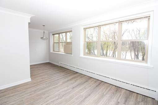 43 Roslyn Road