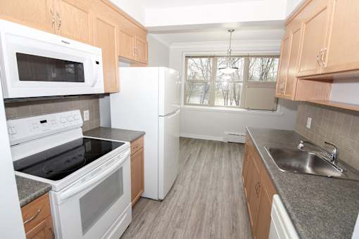 43 Roslyn Road